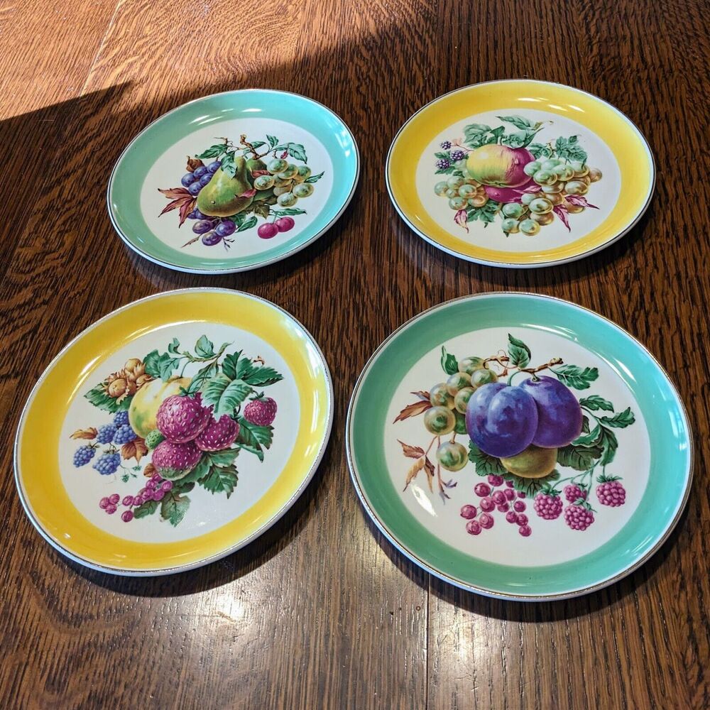 W S George 4 Vintage Fruit Motif Salad Plates 7.25" Apple Grape Pear Plum Gold - Picture 2 of 12